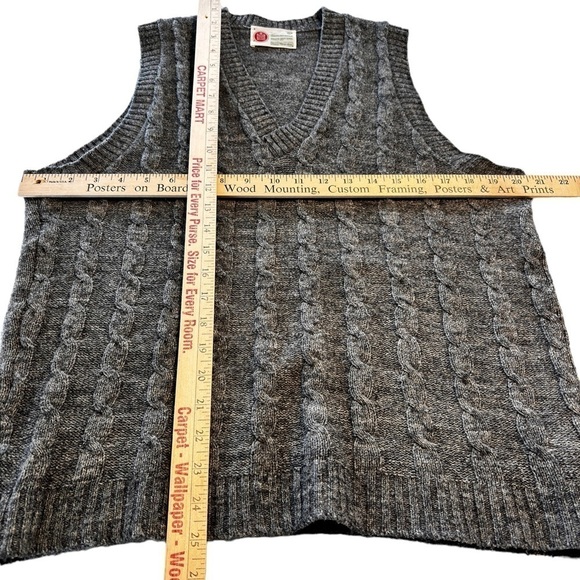 VTG Kings Road V-neck Sweater Vest Cable Knit Medium Gray Sears Mens Store 70's - Picture 8 of 9